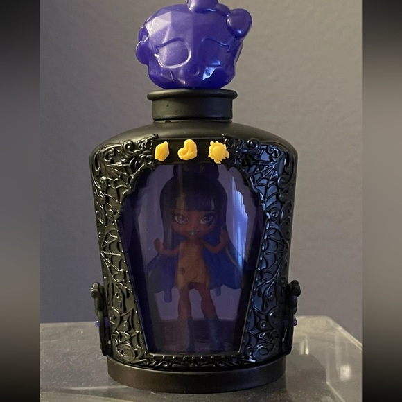 Monster High Potions Cleo De Nile Doll Mini Figure 3" Tall - Picture 3 of 4